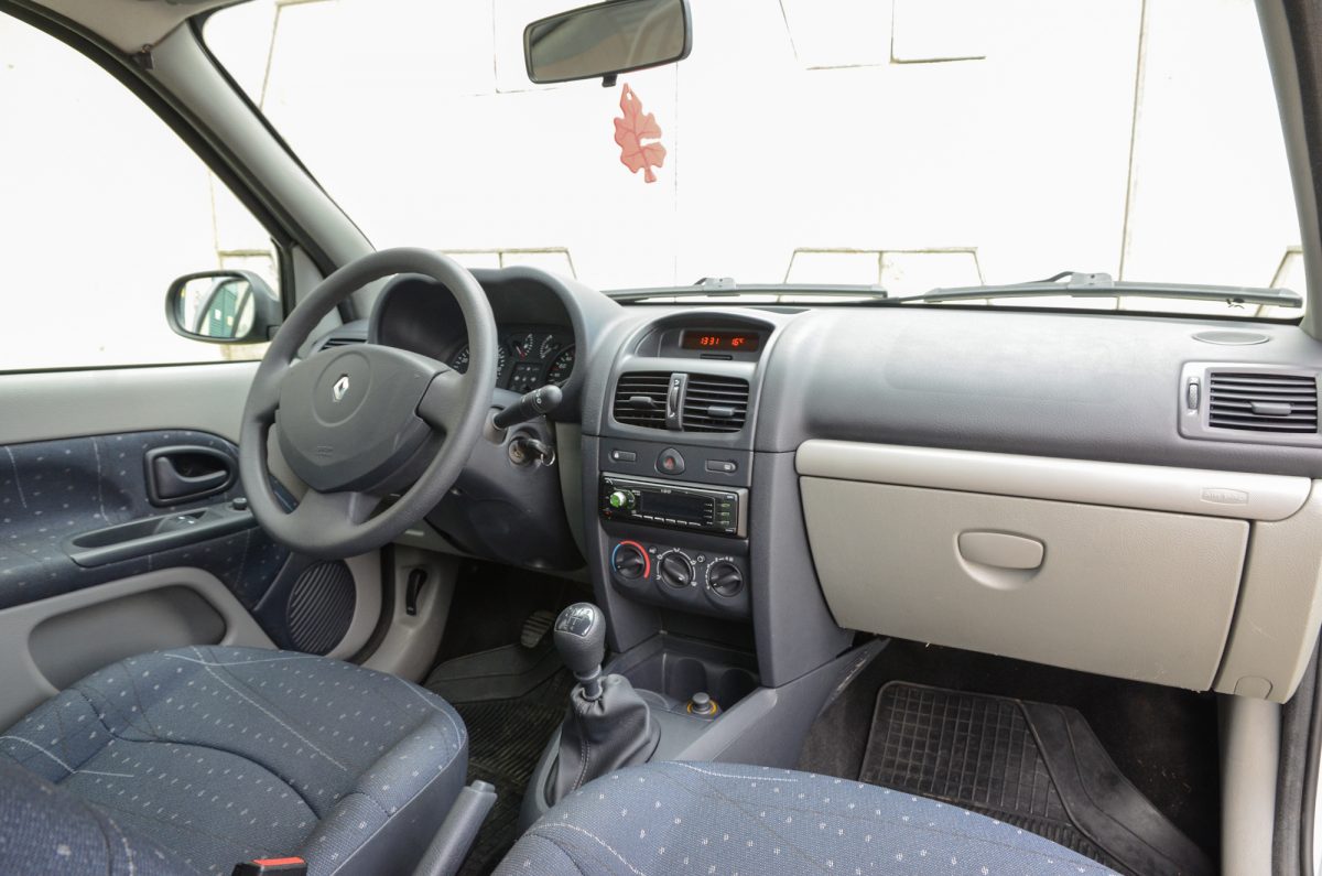 RENAULT CLIO
