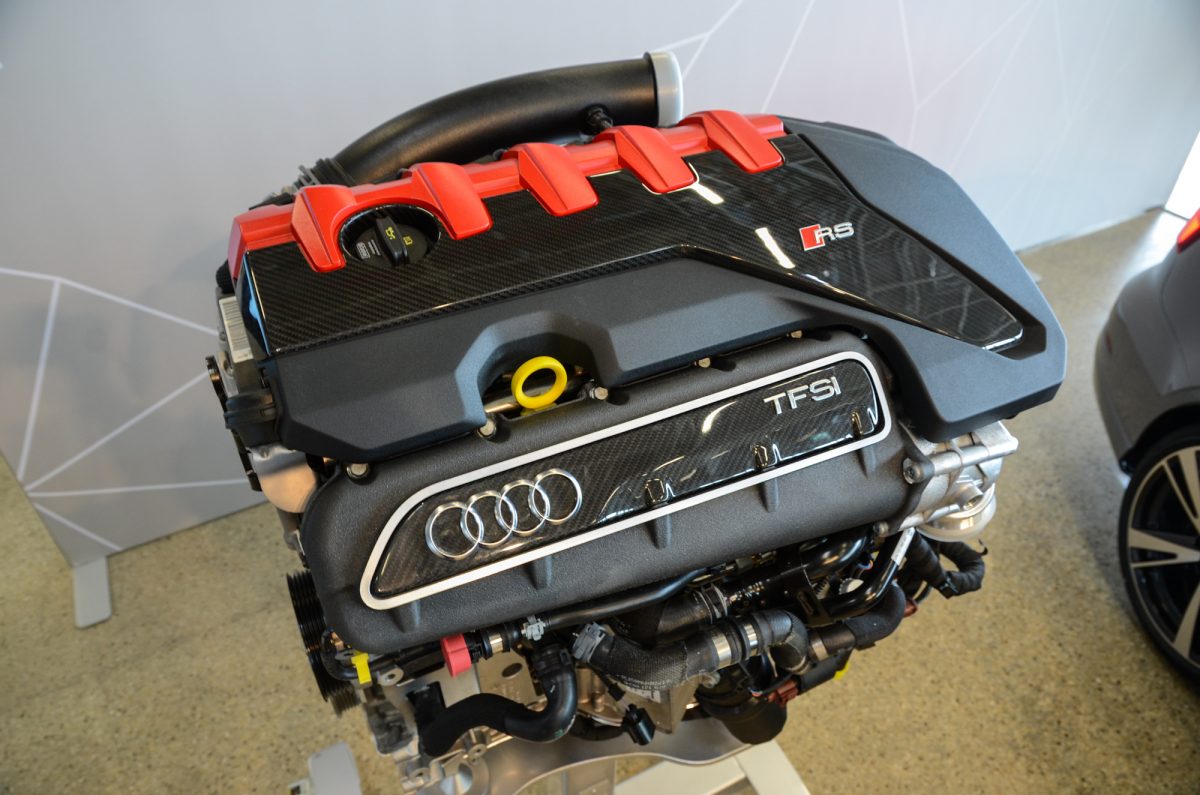 AUDI