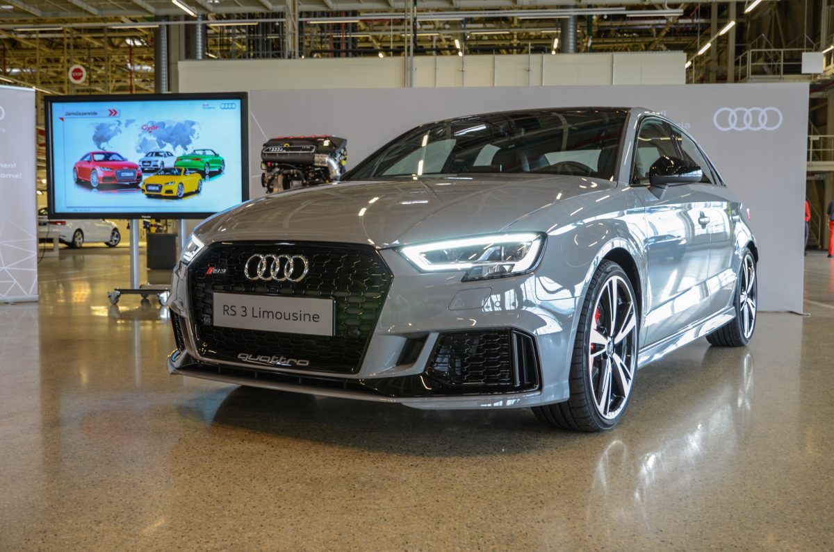AUDI