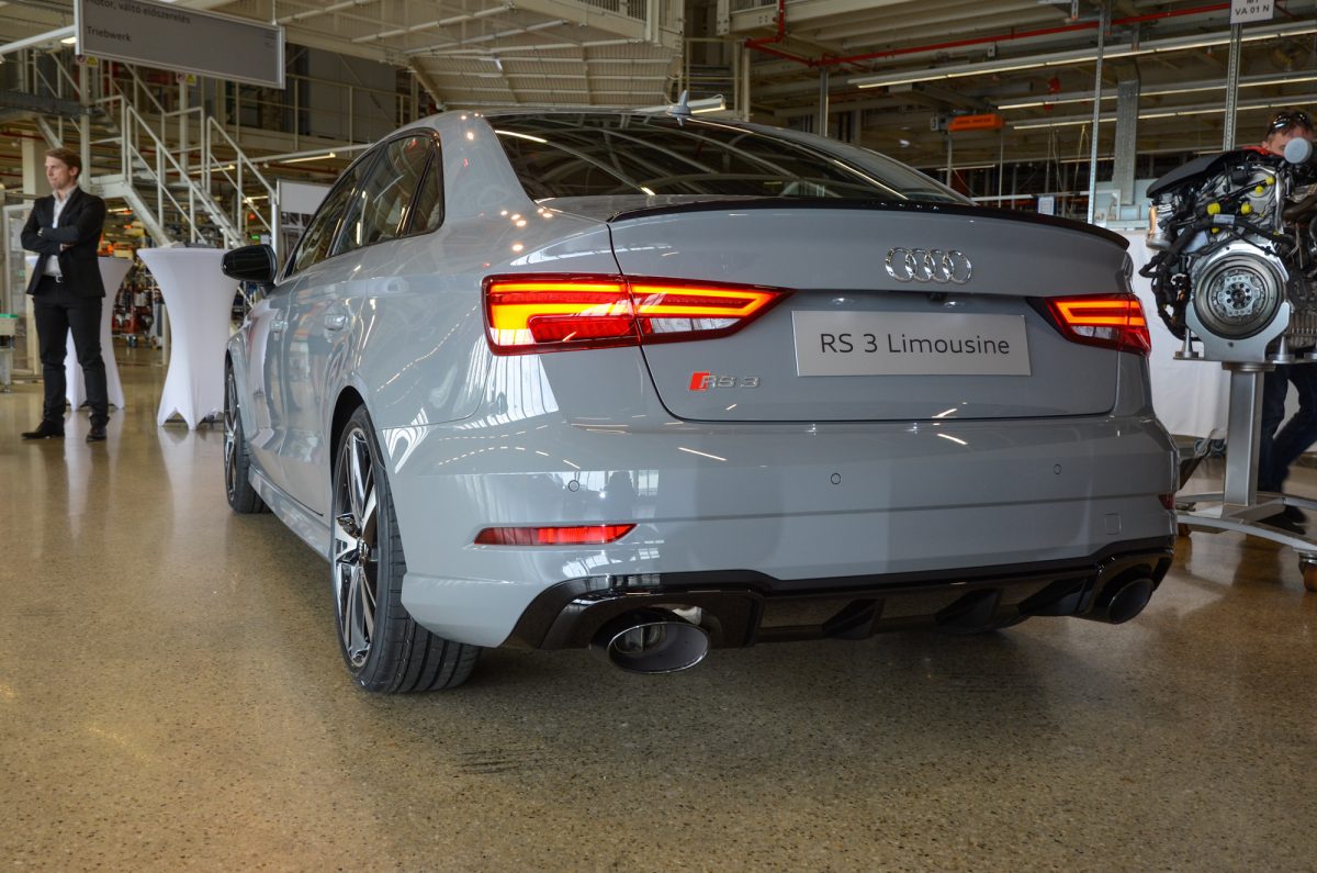 AUDI