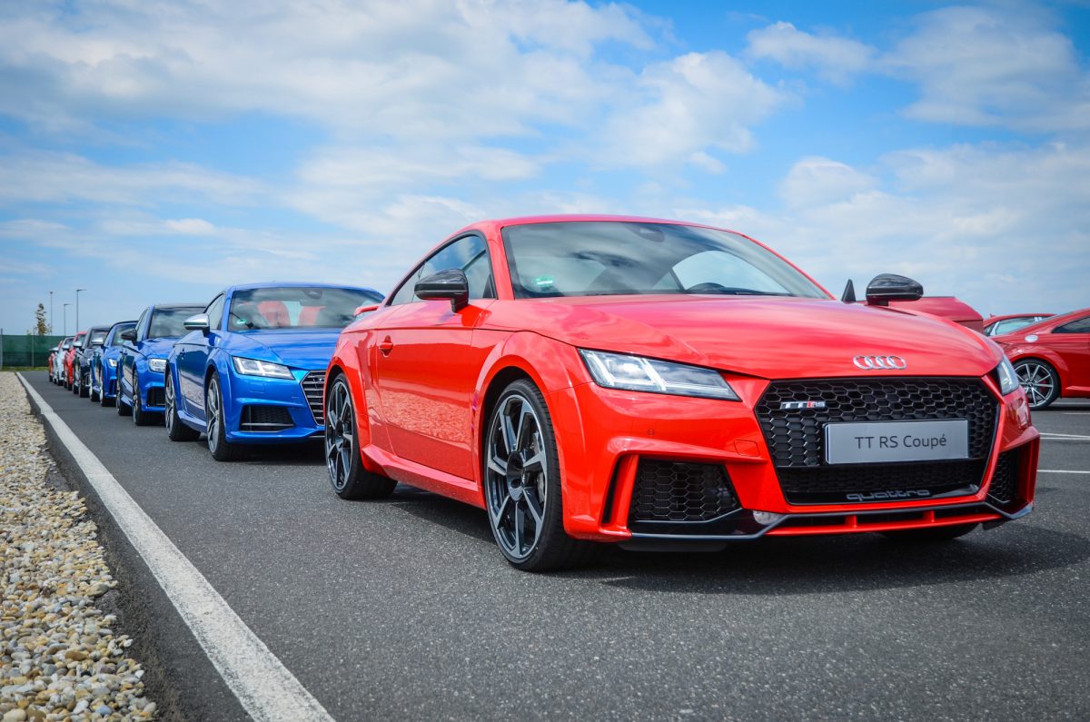 AUDI