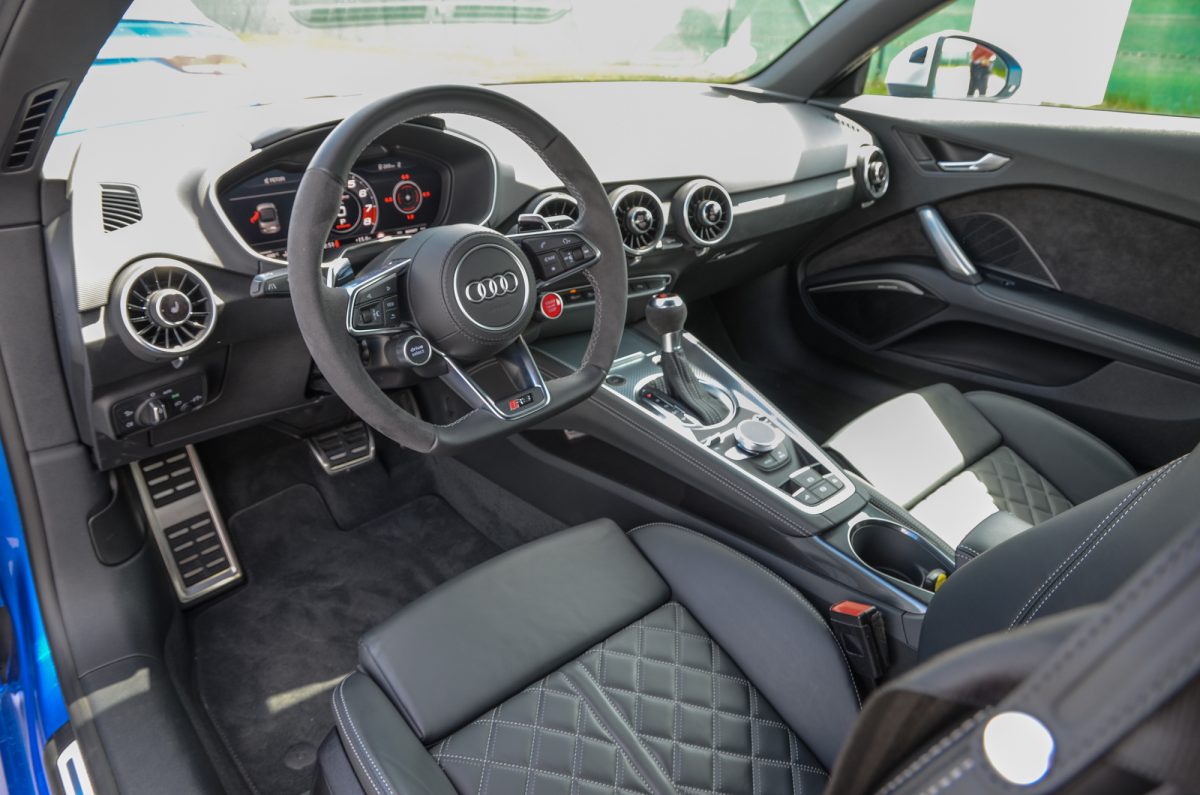AUDI