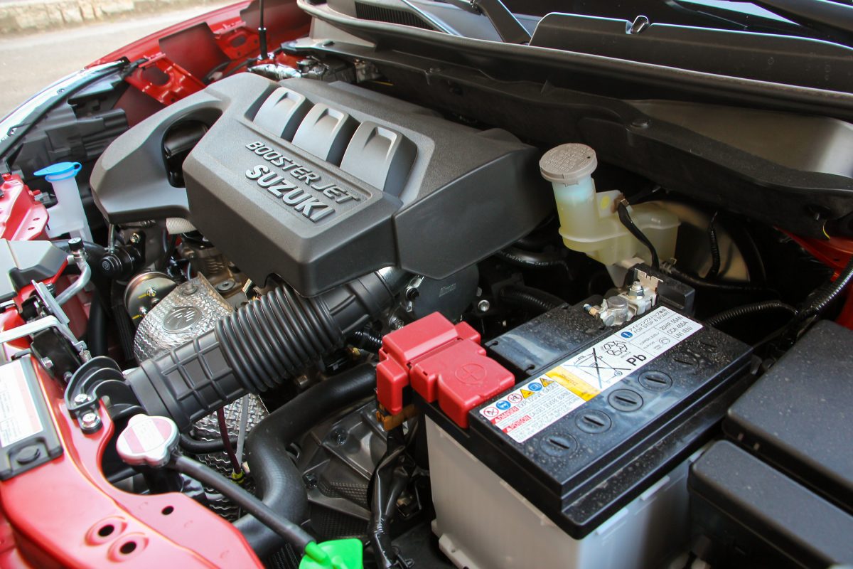 SUZUKI SWIFT