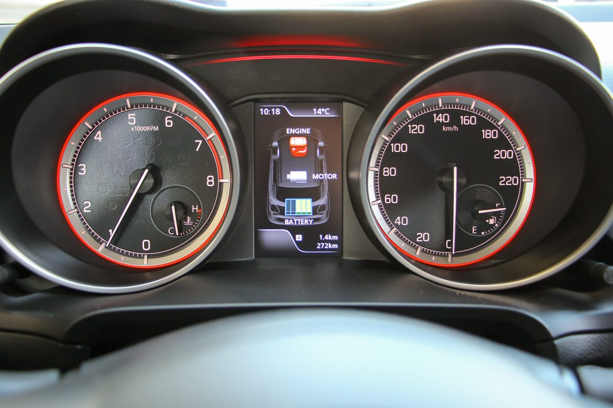 SUZUKI SWIFT