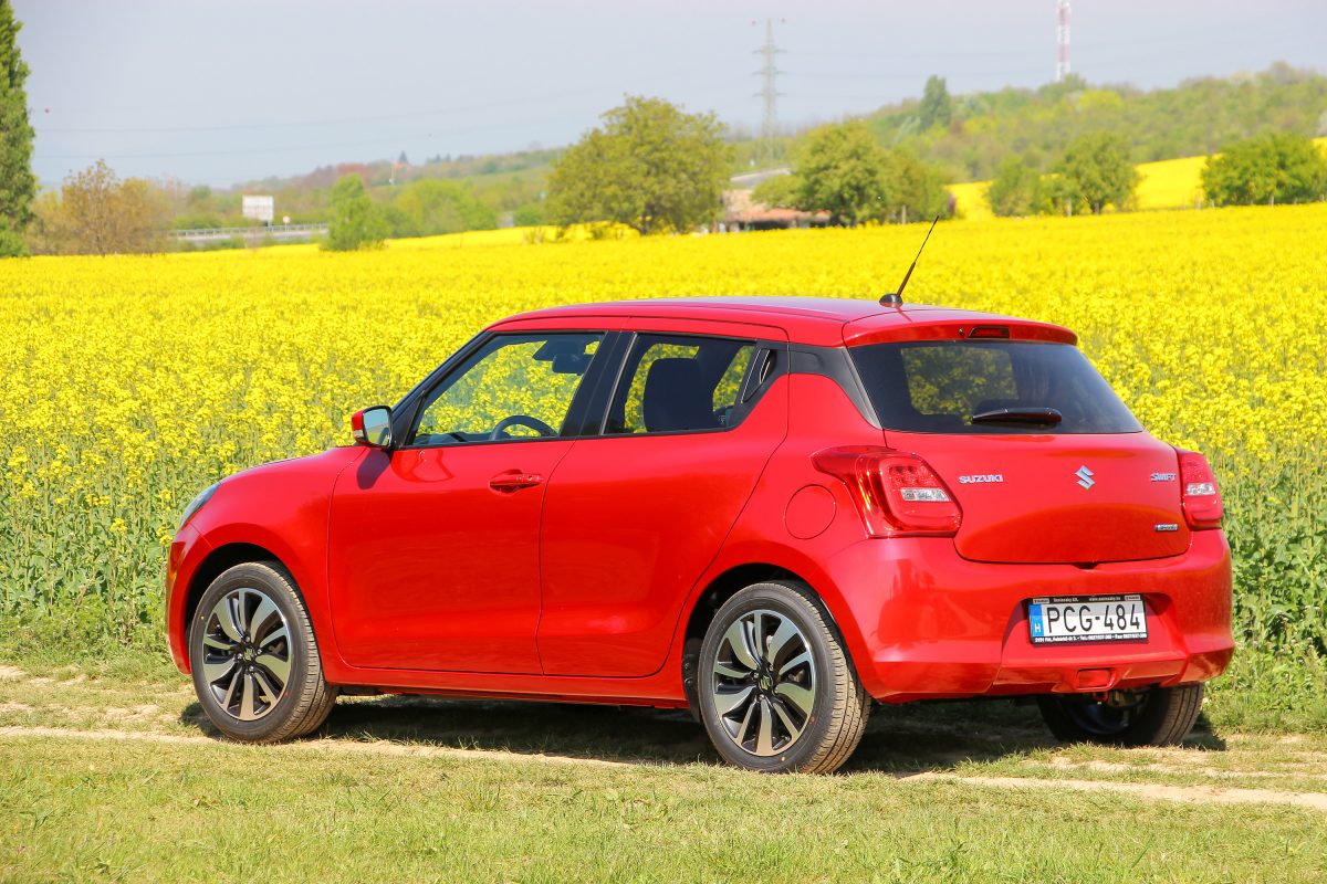 SUZUKI SWIFT