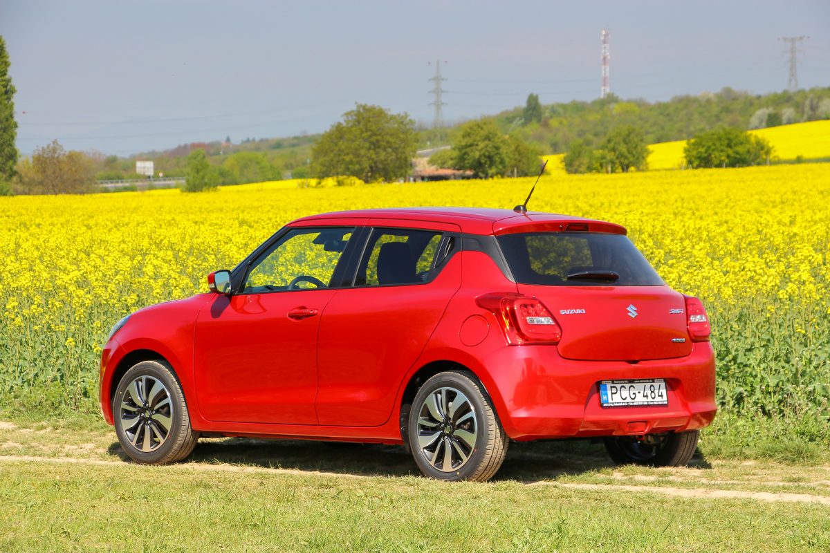 SUZUKI SWIFT
