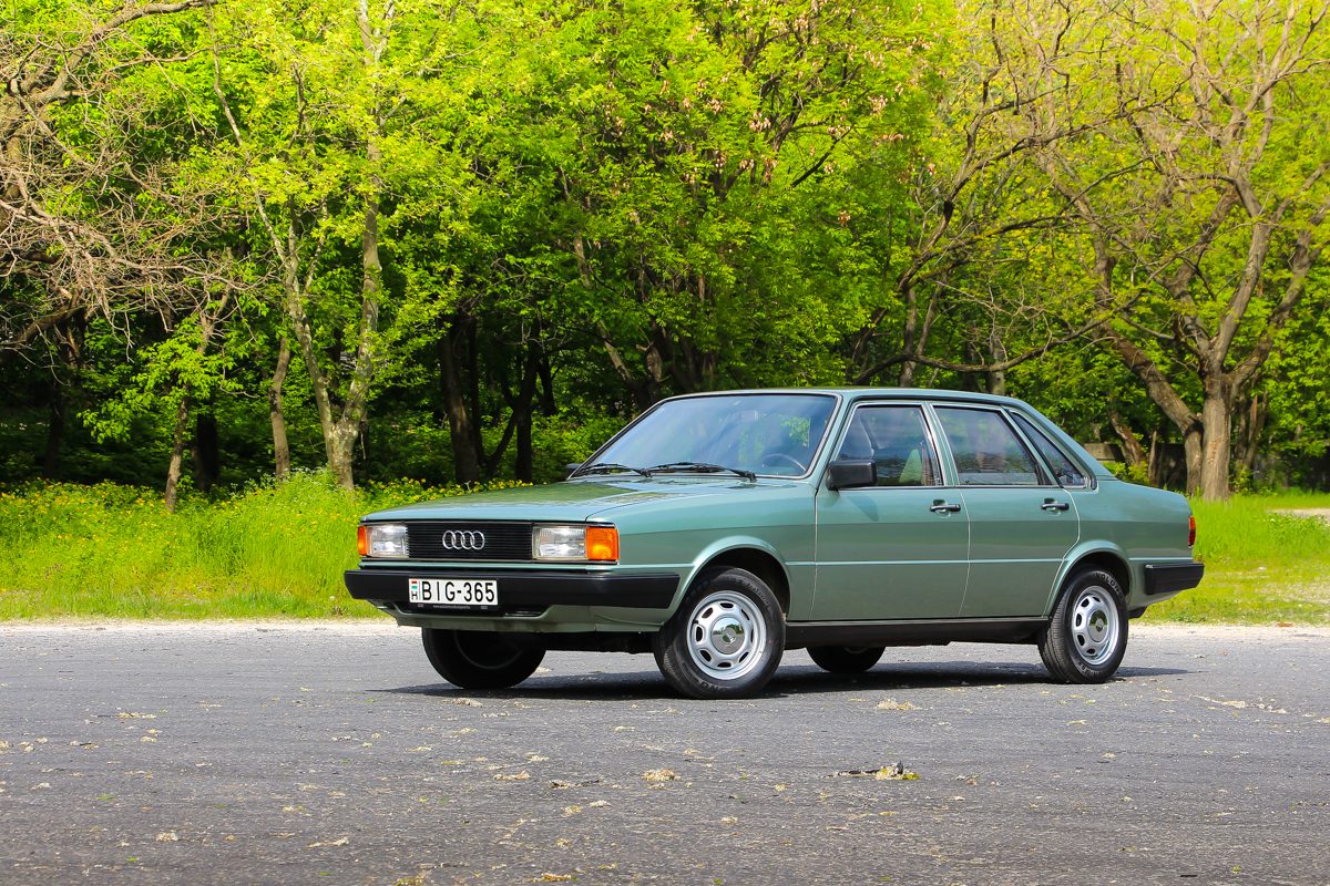 AUDI 80
