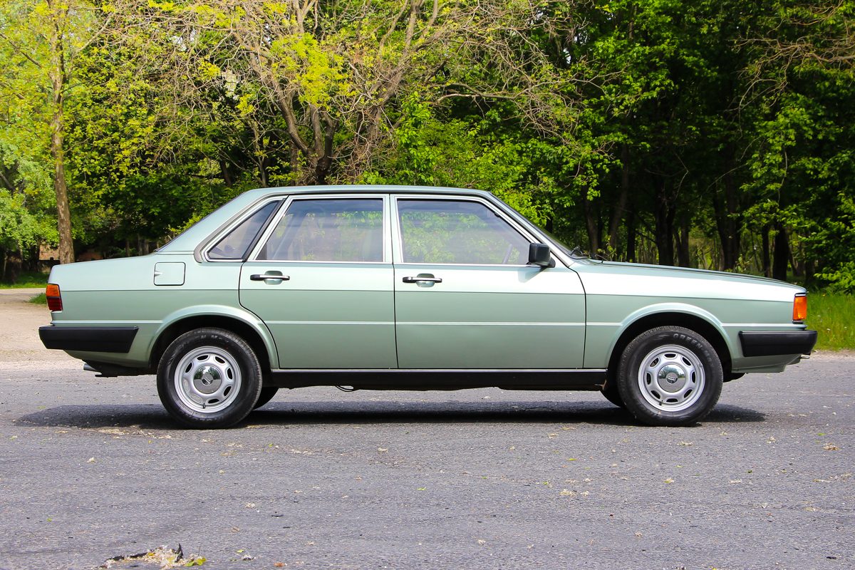 AUDI 80