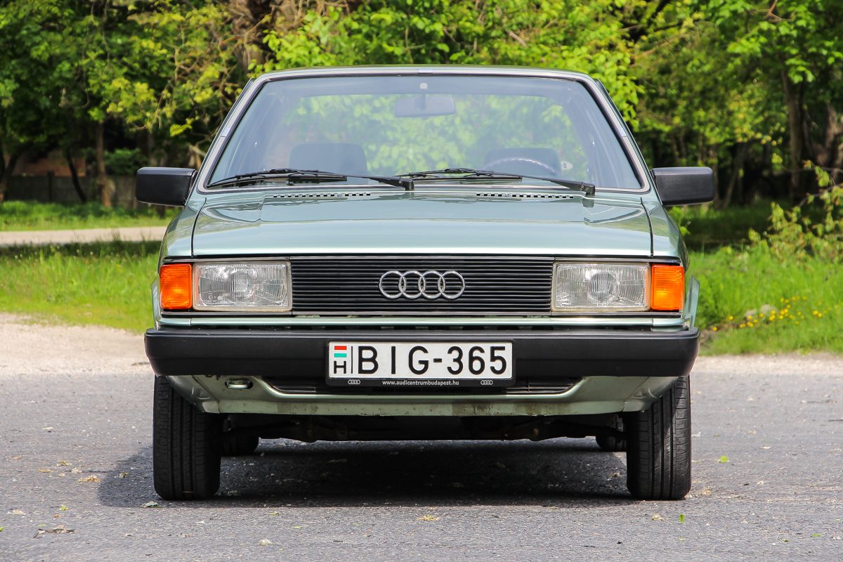AUDI 80