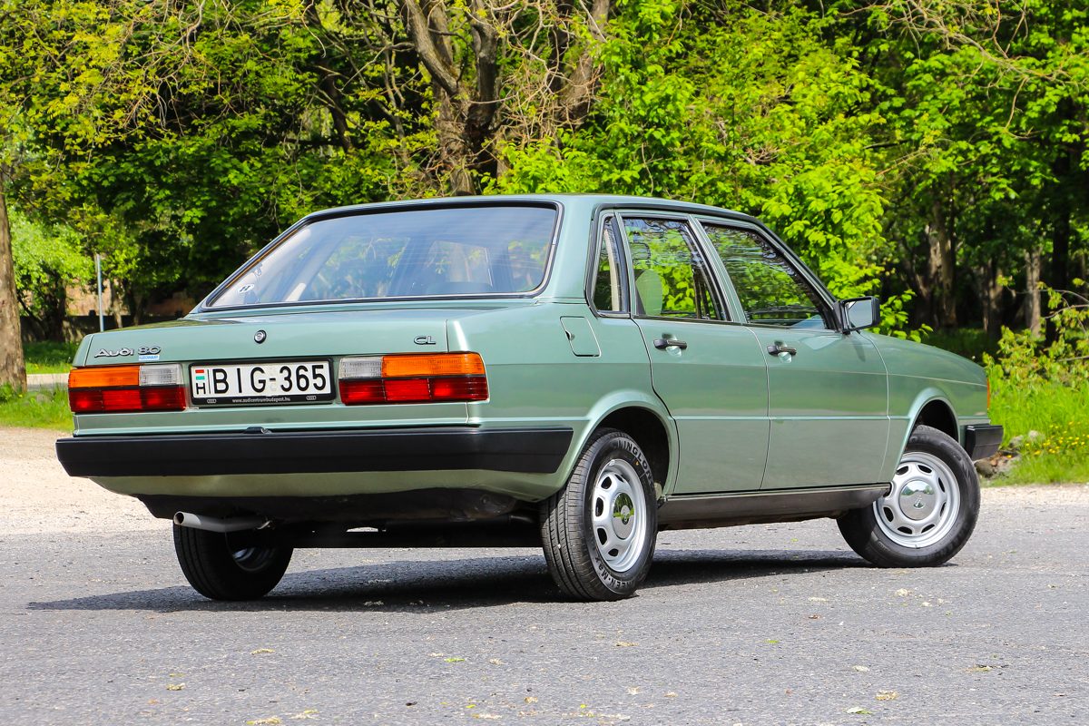 AUDI 80