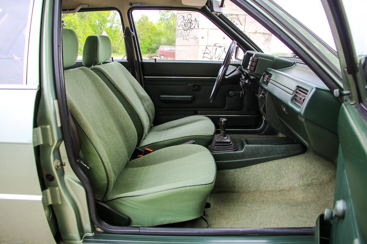 AUDI 80