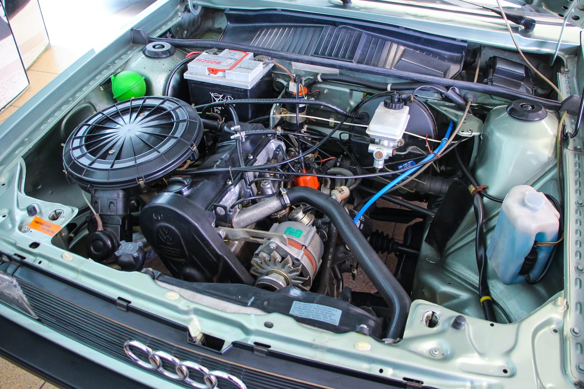 AUDI 80