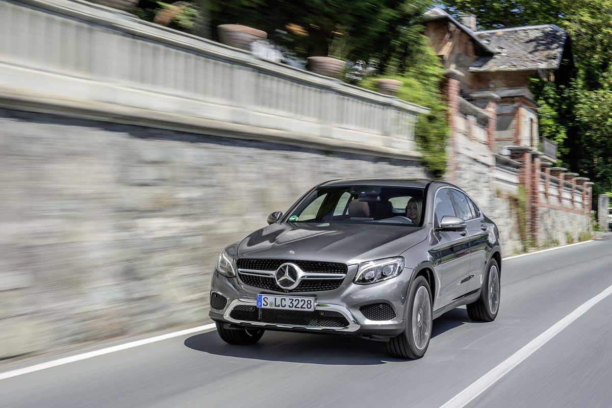 MERCEDES-BENZ