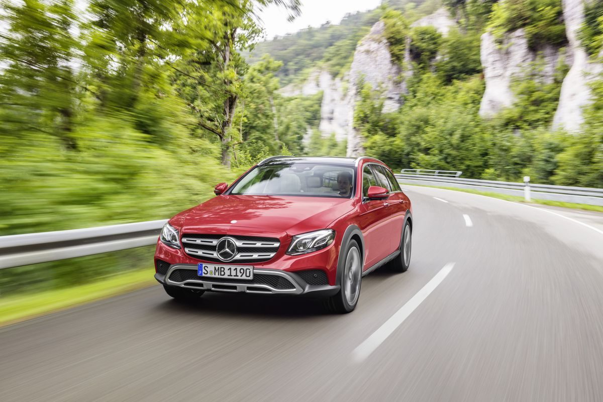 MERCEDES-BENZ