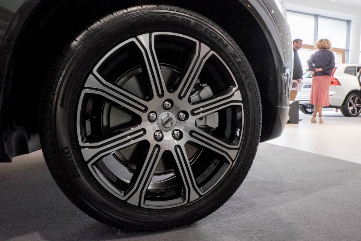 VOLVO XC60