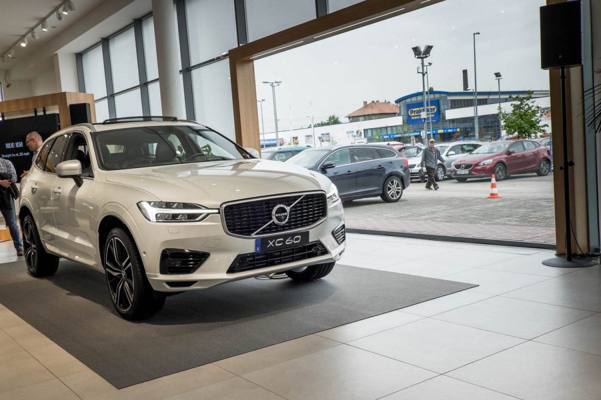 VOLVO XC60