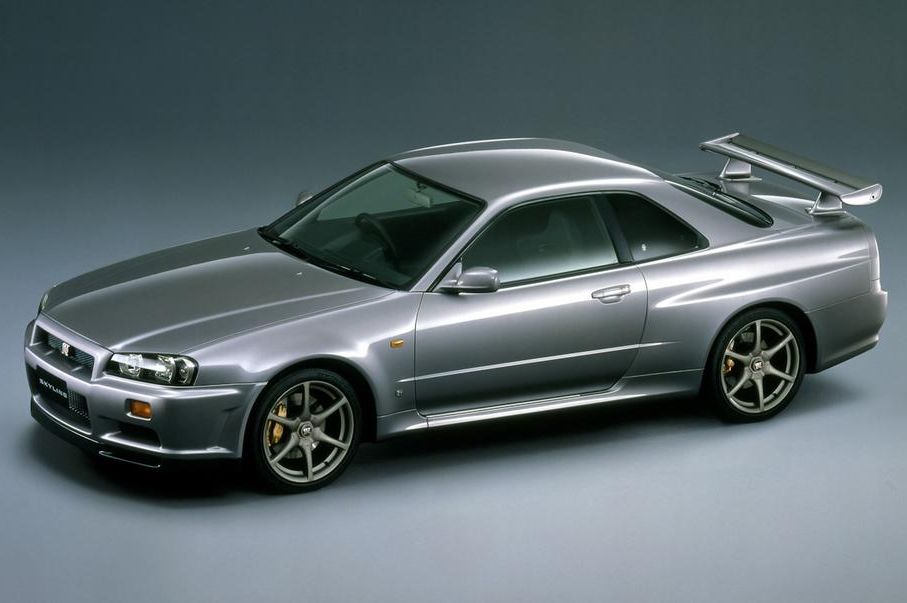 NISSAN SKYLINE