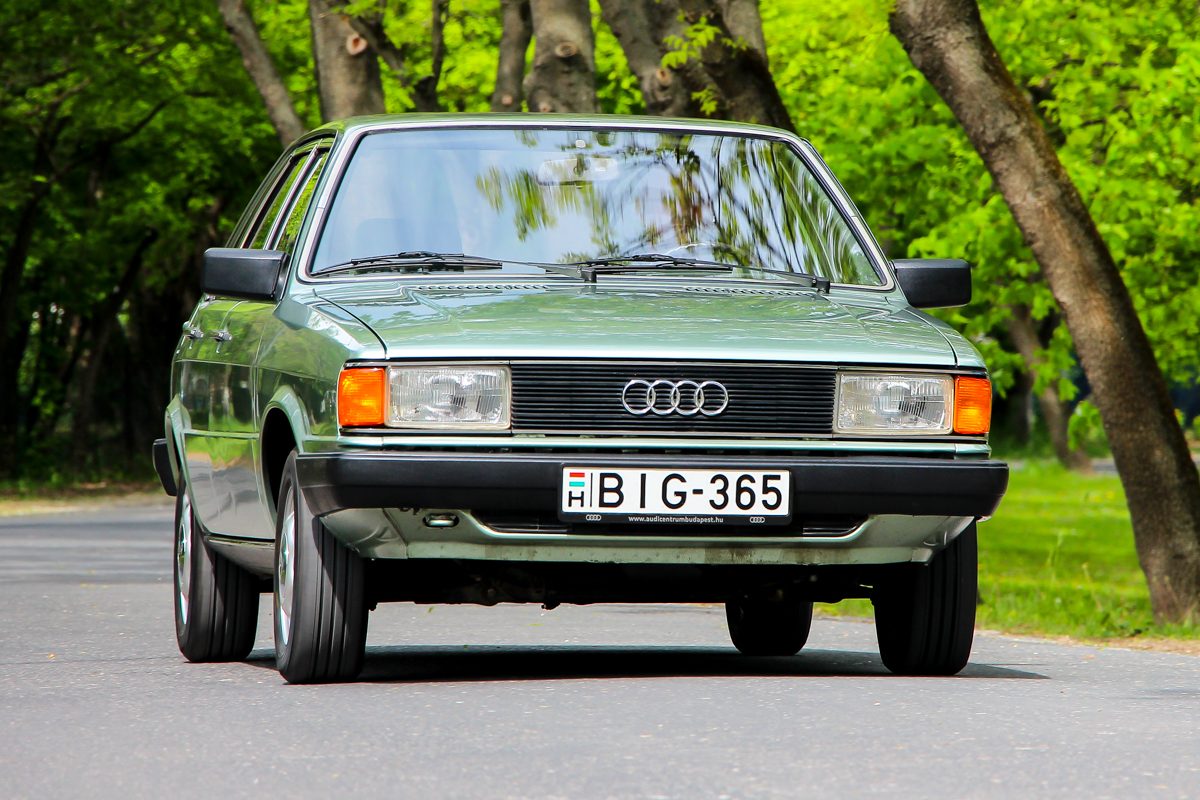AUDI 80