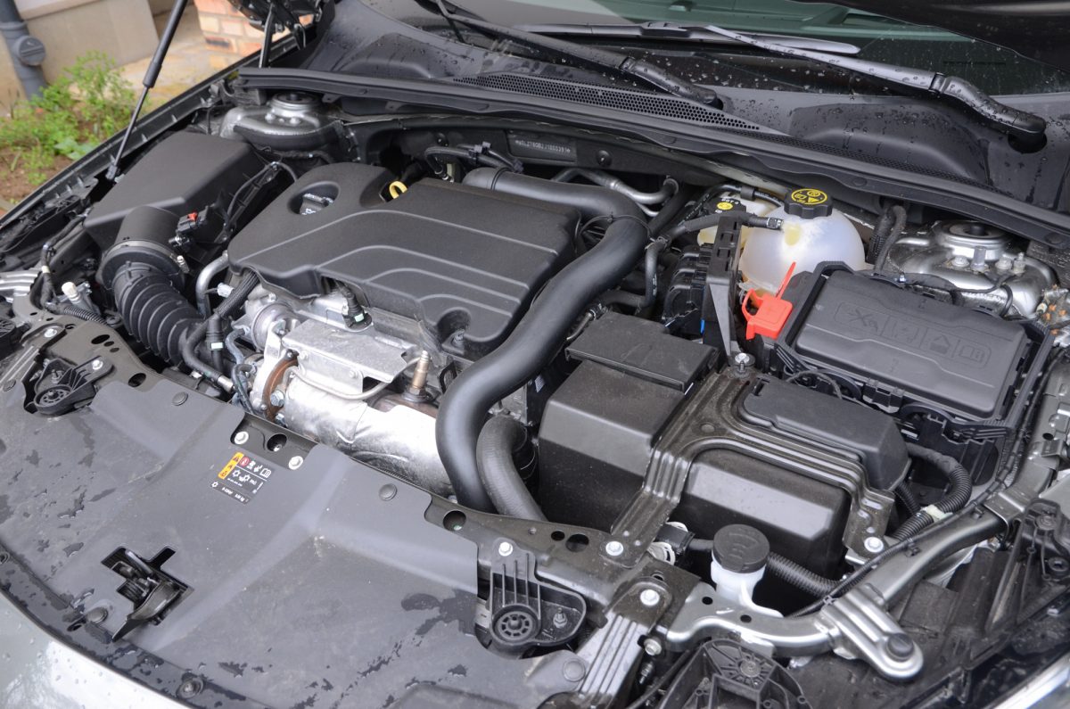 OPEL INSIGNIA