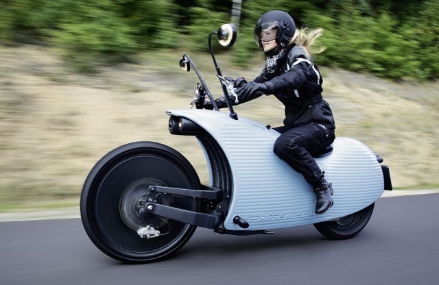 Fura villanymotor Ausztriából
