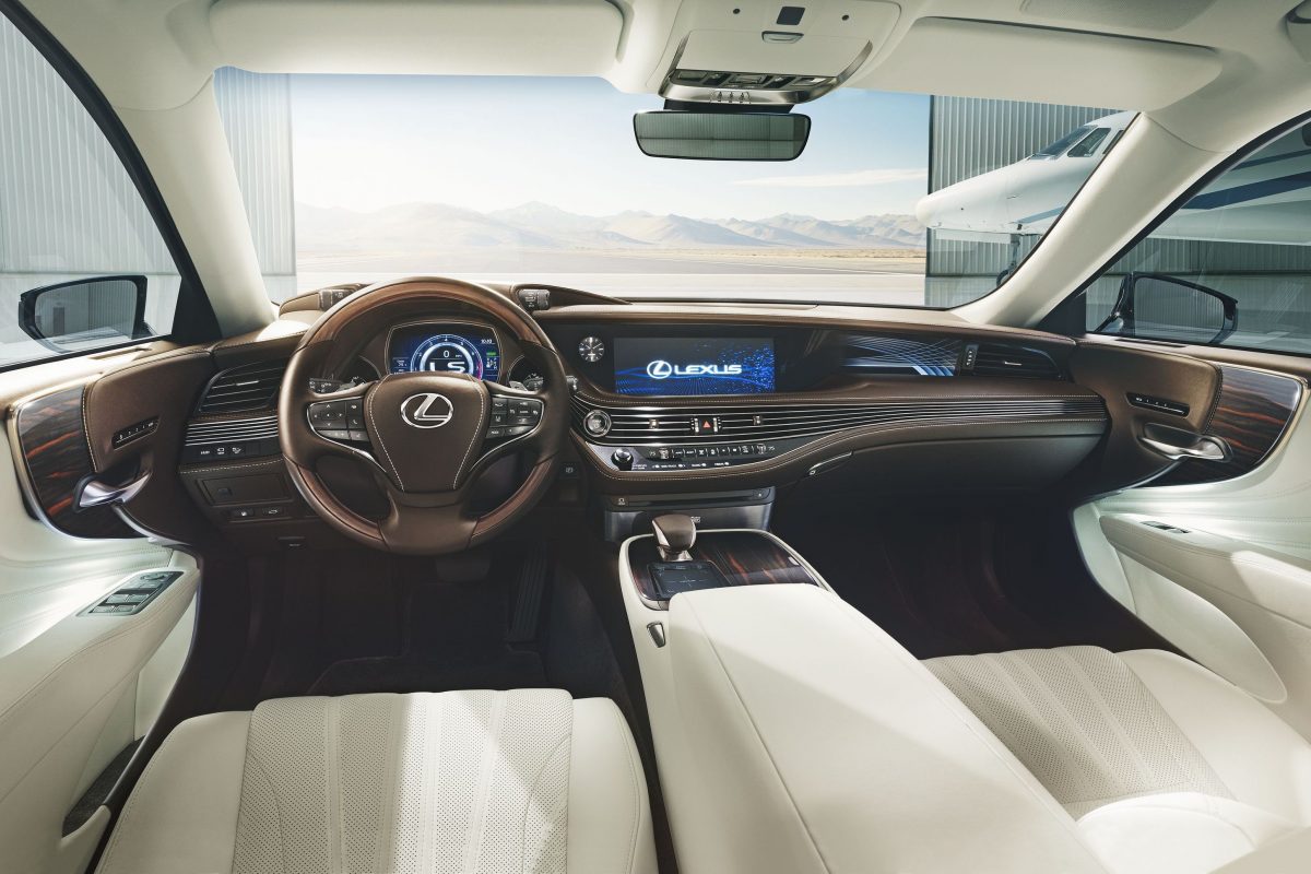 LEXUS LS