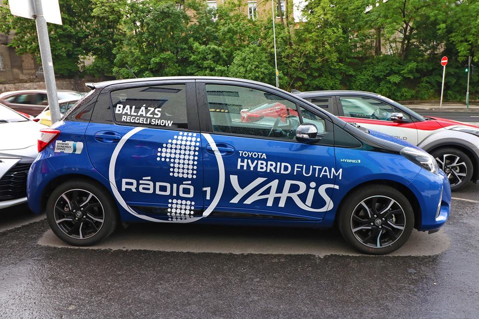 TOYOTA YARIS