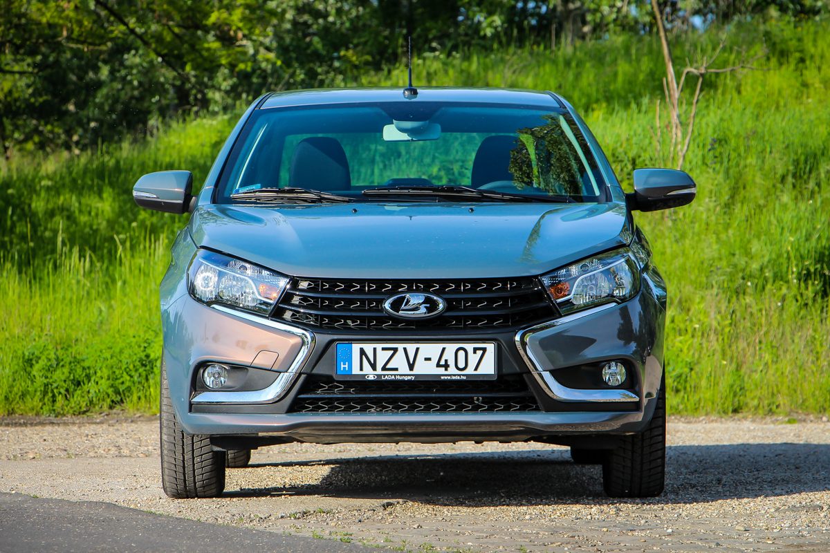 LADA VESTA