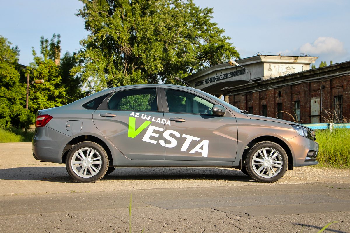 LADA VESTA