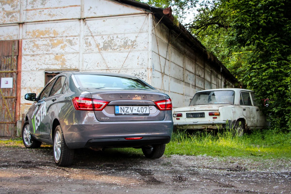 LADA VESTA
