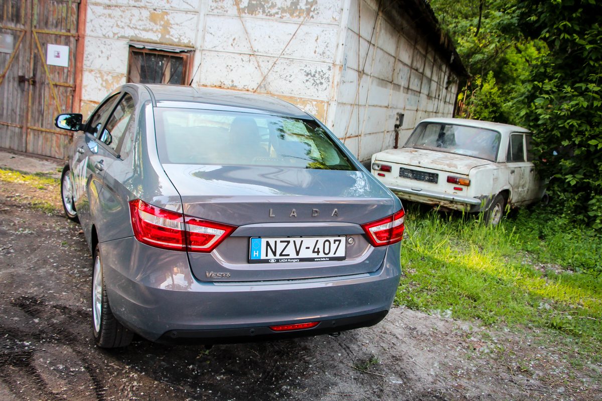 LADA VESTA