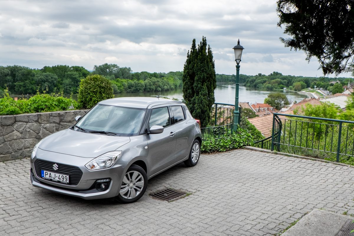 SUZUKI SWIFT