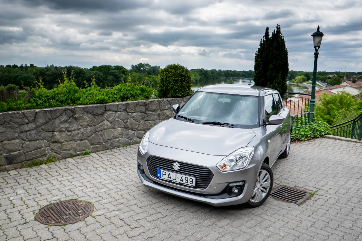 SUZUKI SWIFT