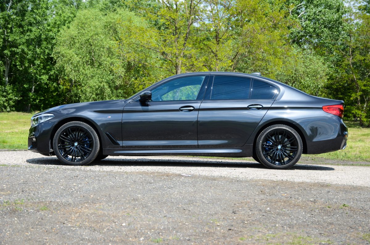 BMW 530