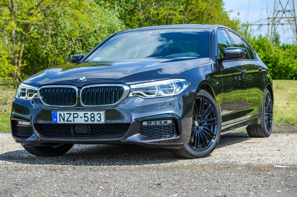 BMW 530