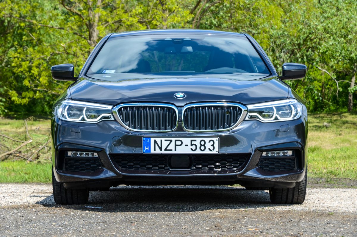 BMW 530