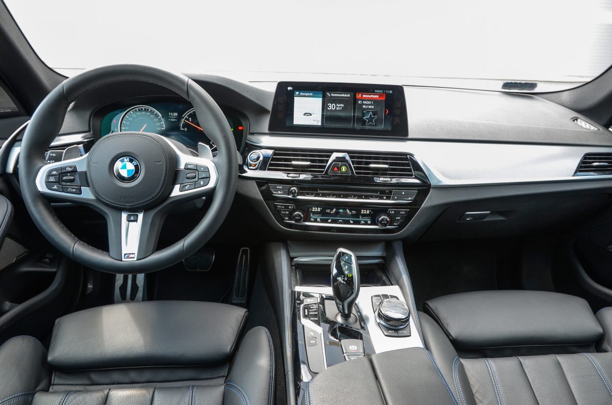 BMW 530