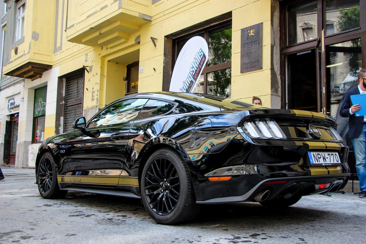 FORD