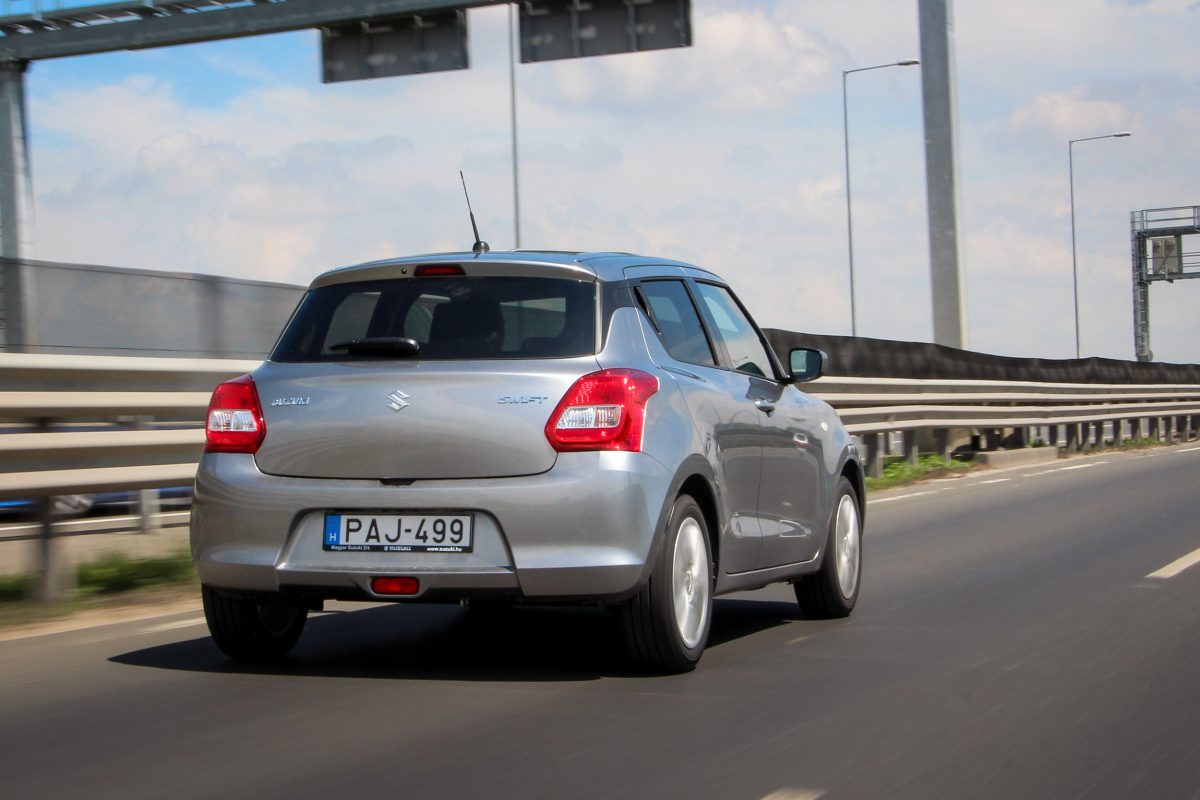 SUZUKI SWIFT