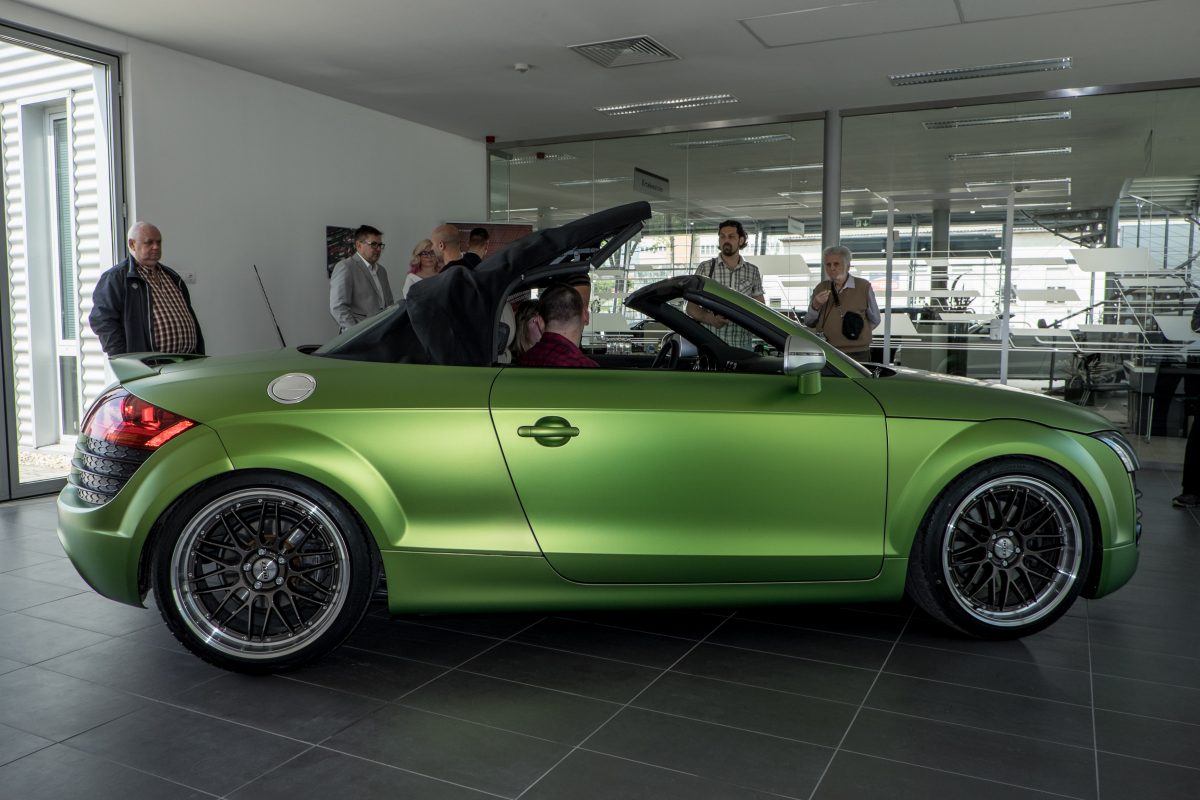AUDI TT