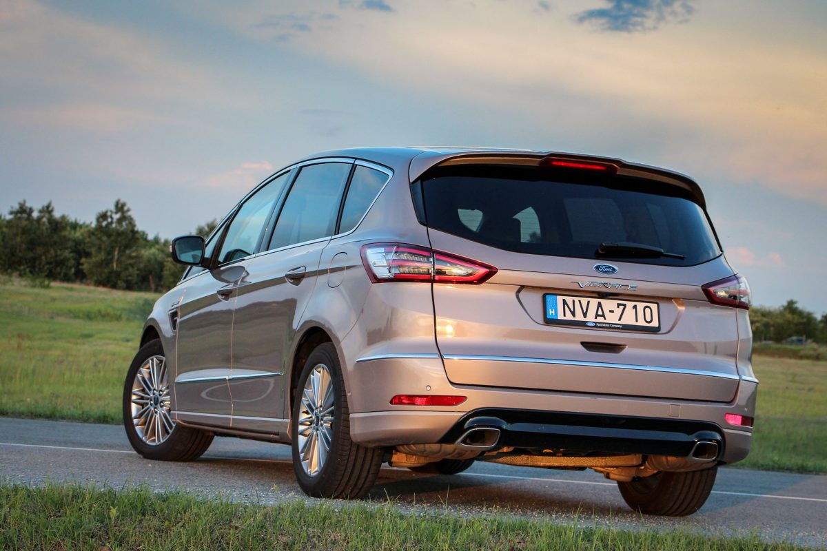 FORD S-MAX
