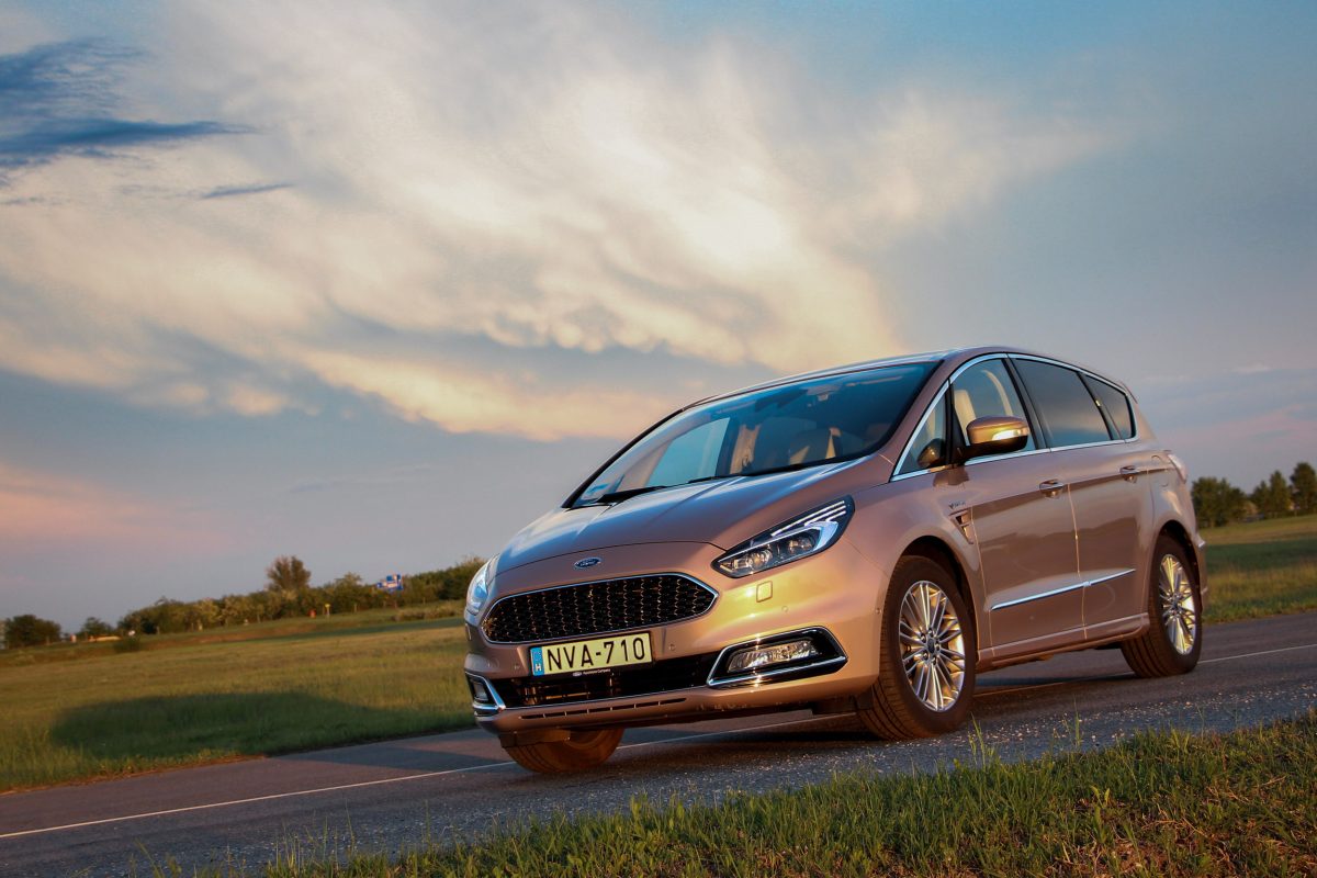 FORD S-MAX