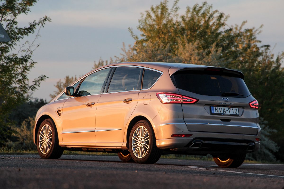 FORD S-MAX