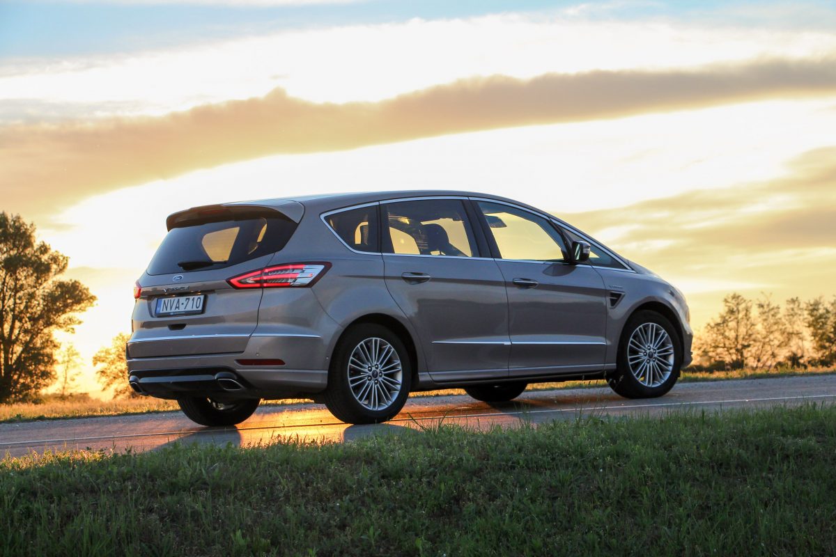 FORD S-MAX