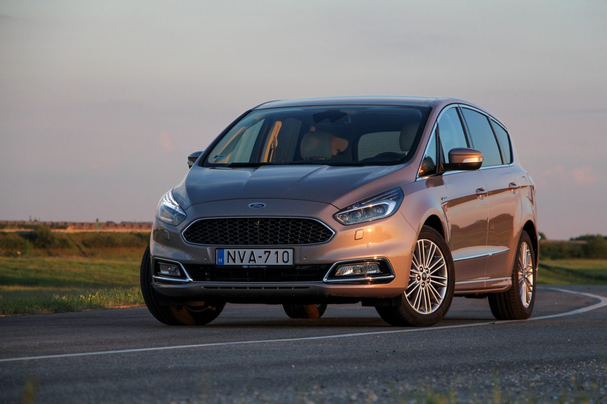 FORD S-MAX