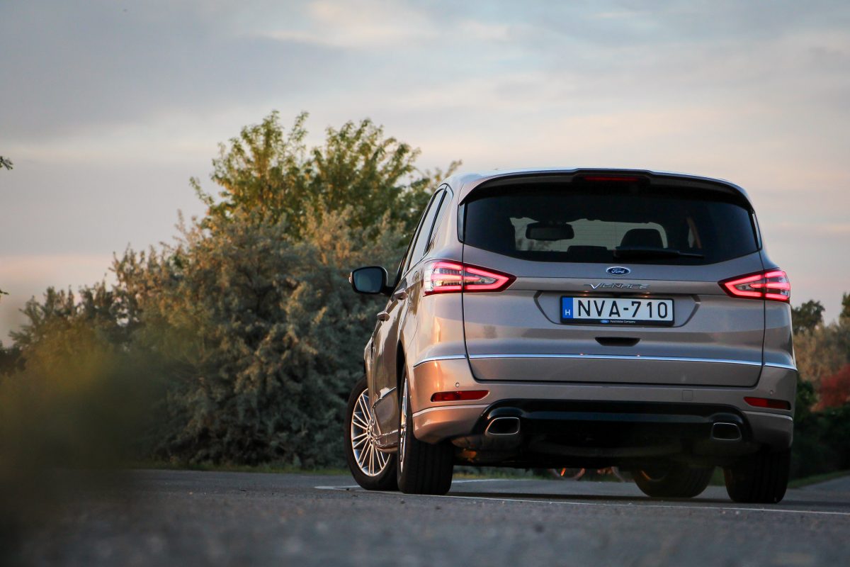 FORD S-MAX