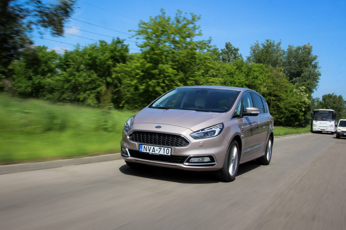 FORD S-MAX