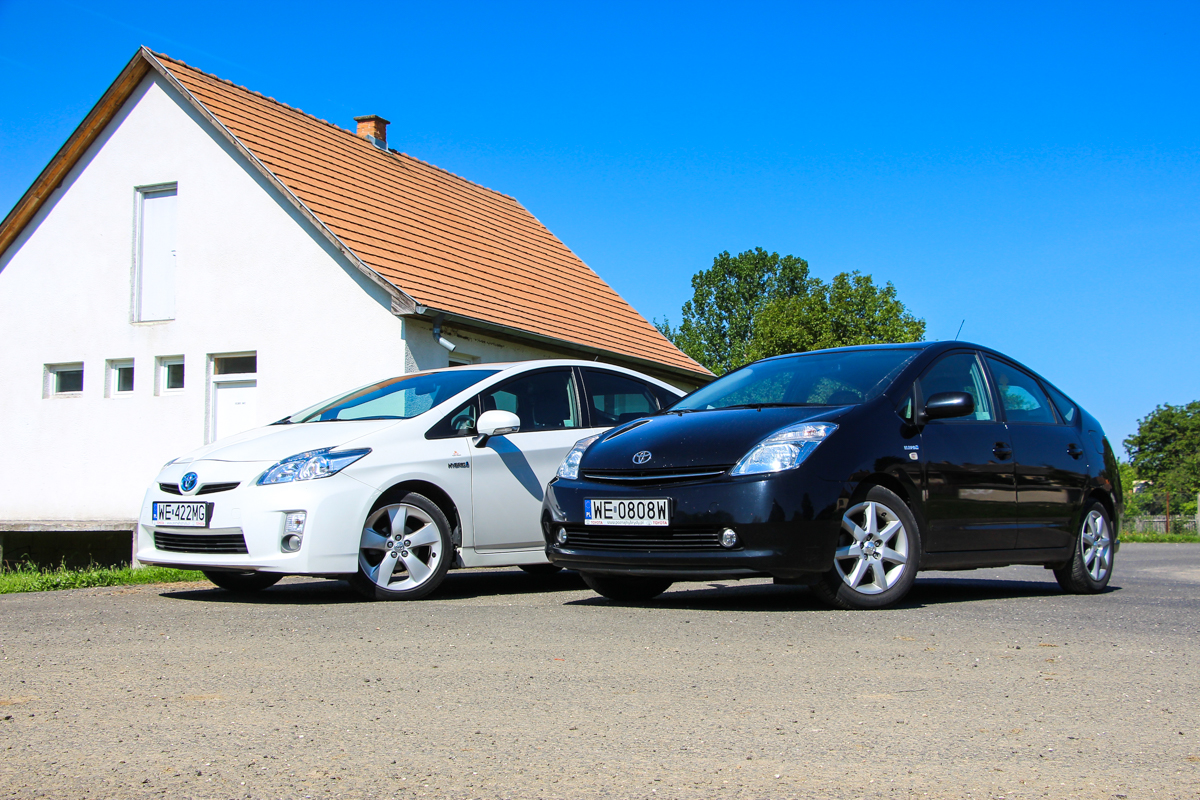 TOYOTA PRIUS