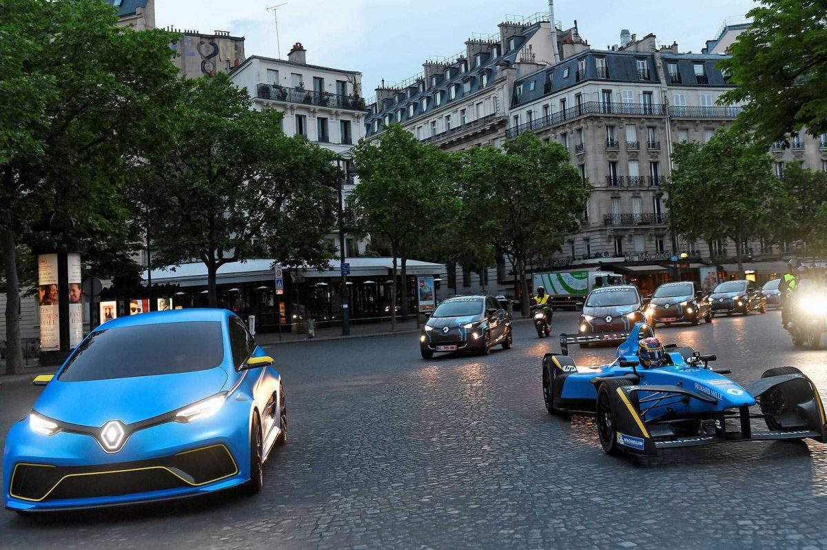 RENAULT