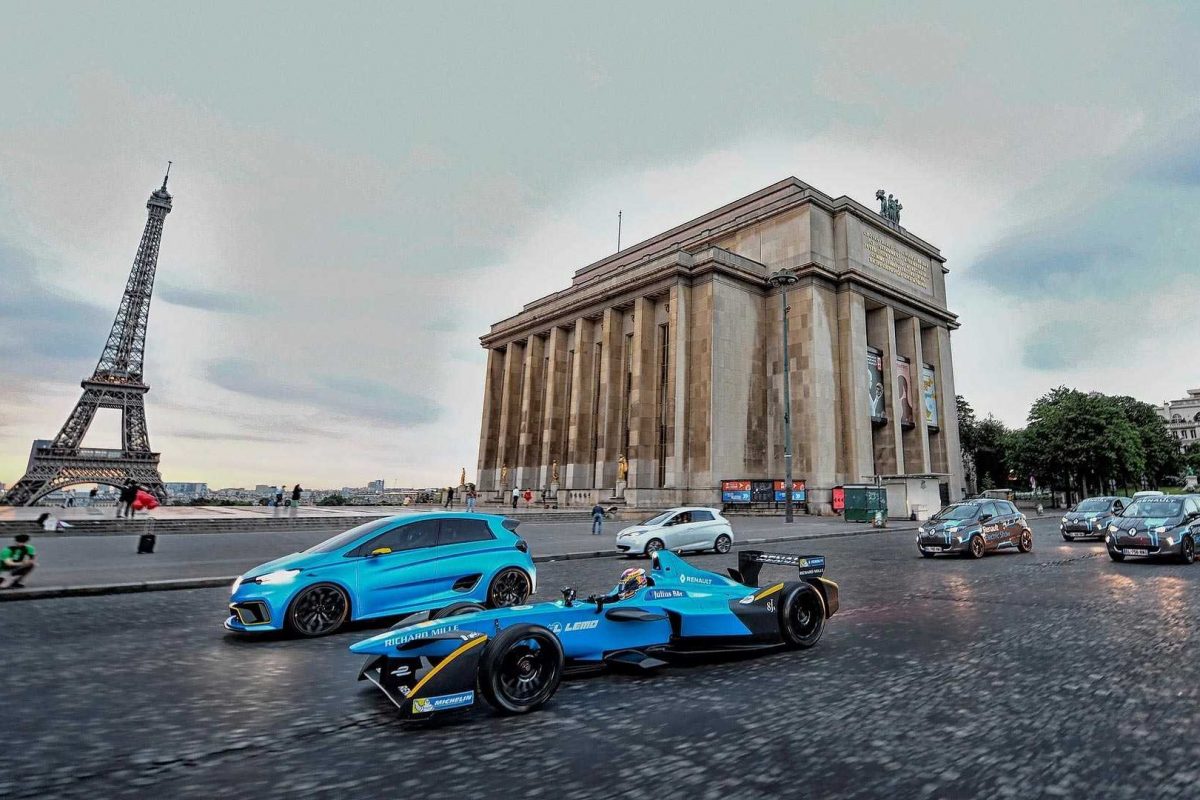 RENAULT