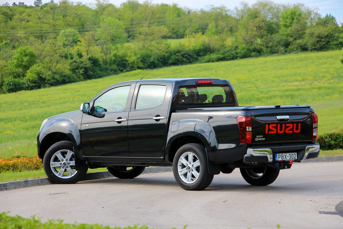ISUZU